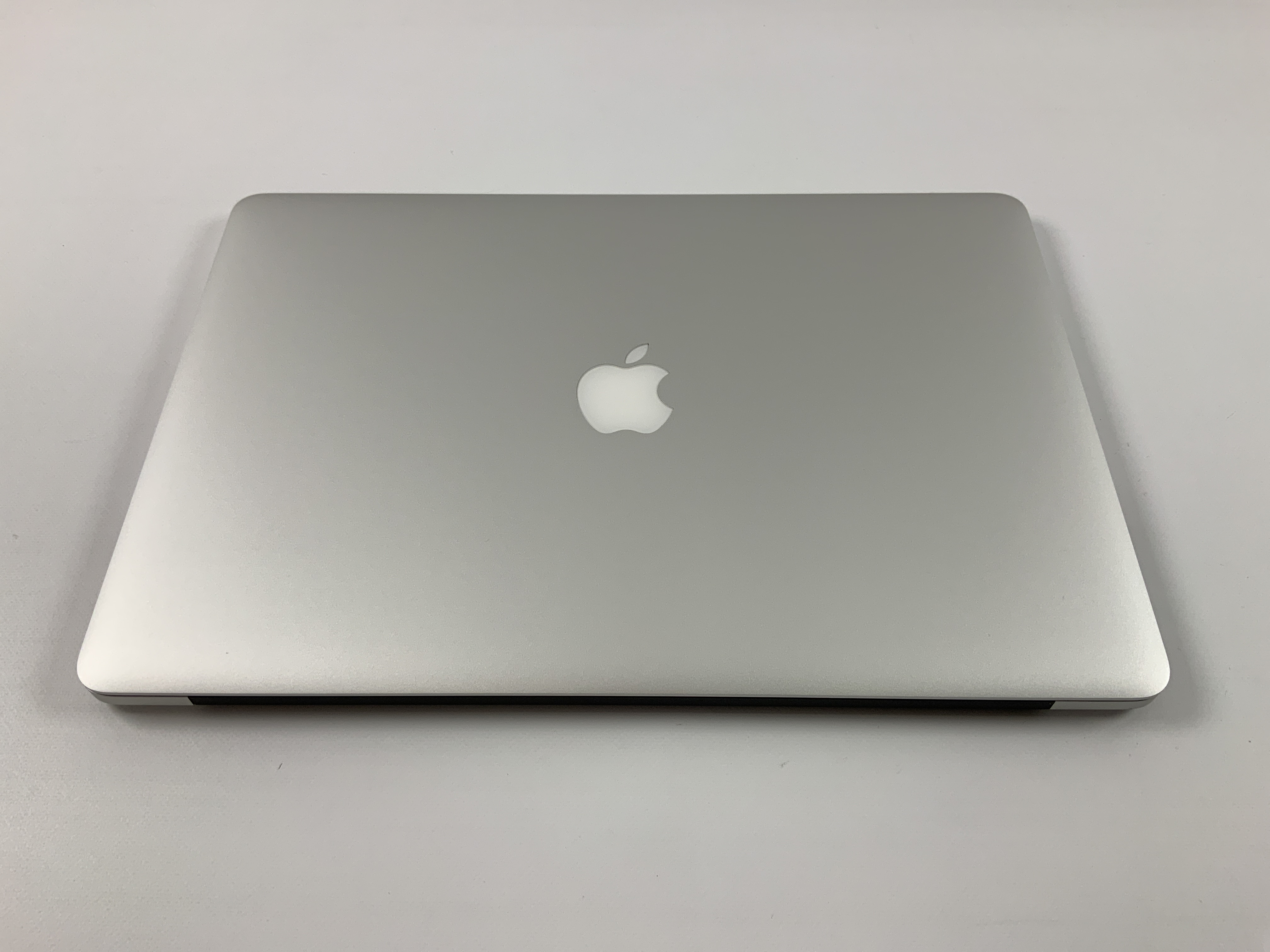 MacBook Pro Retina 15" Mid 2015 (Intel Quad-Core i7 2.2 GHz 16 GB RAM 256 GB SSD), Intel Quad-Core i7 2.2 GHz, 16 GB RAM, 256 GB SSD, bild 2